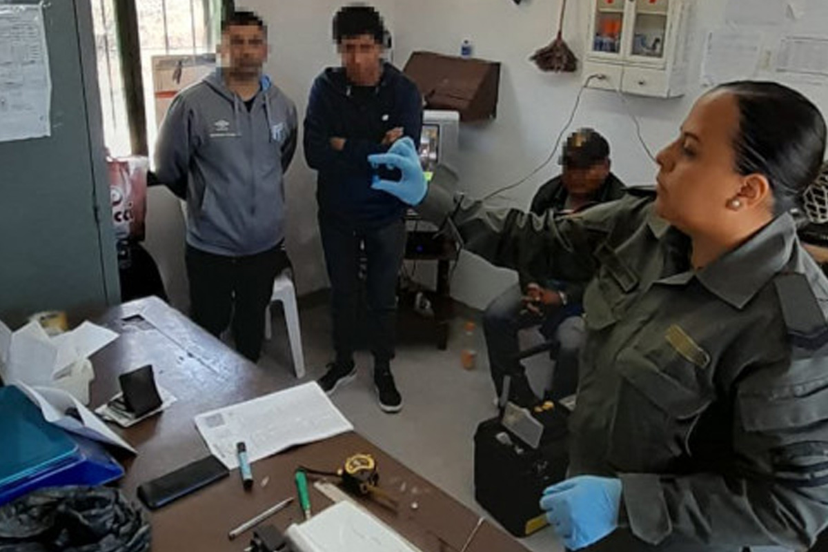 Viajaba de Salta a Neuquén con un kilo de cocaína