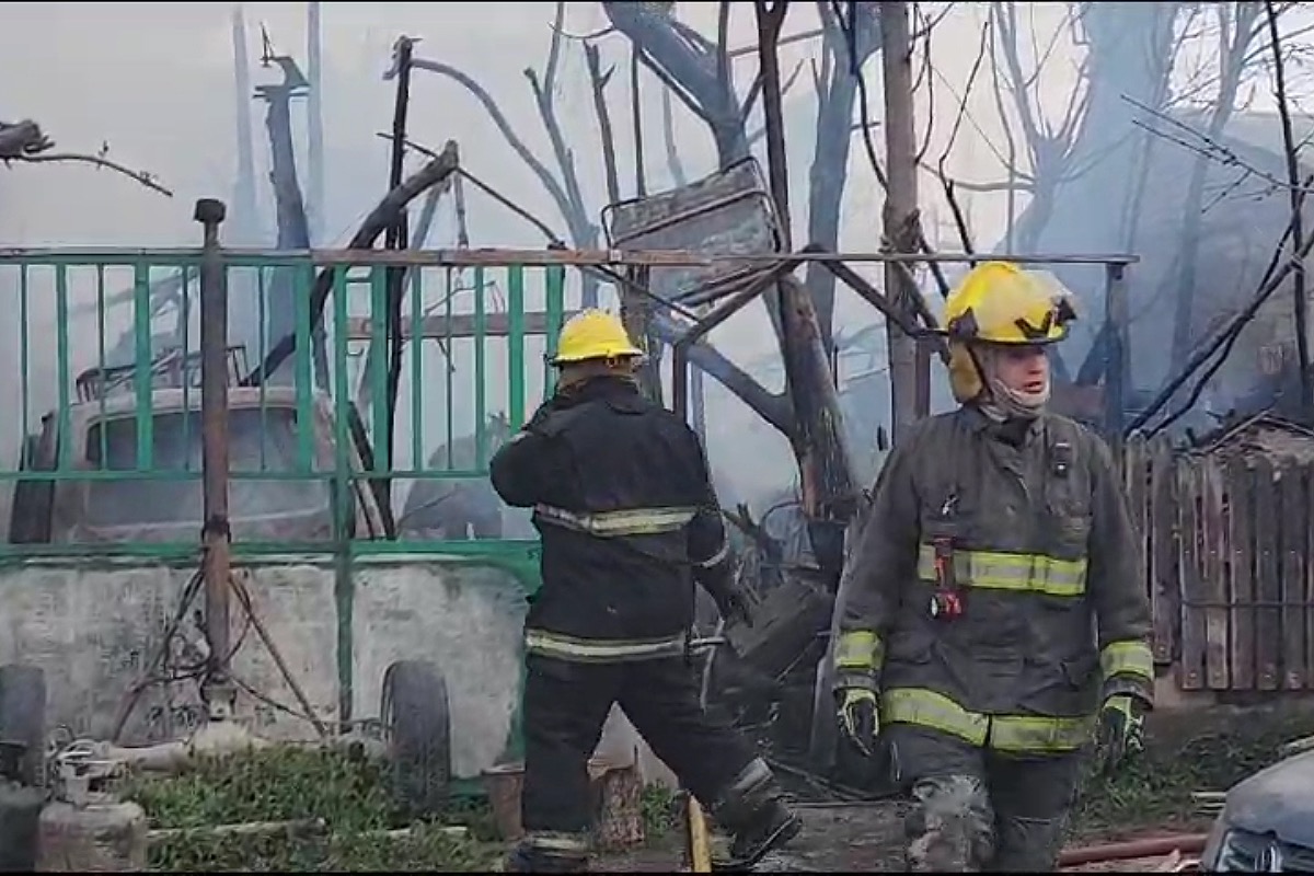 Un muerto y un herido grave por un incendio en Palpalá al 1050