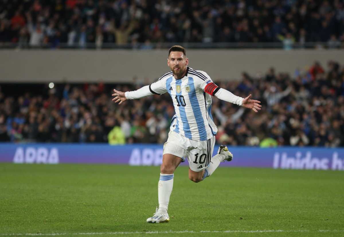 Video: el golazo de tiro libre de Messi para la victoria de la Selección