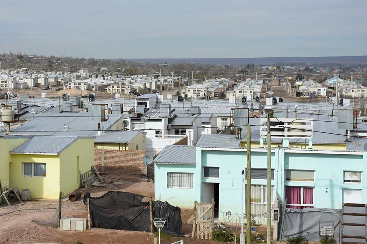 Barrio Z1: le gatillaron con un arma y tuvo que salir corriendo para preservar su vida