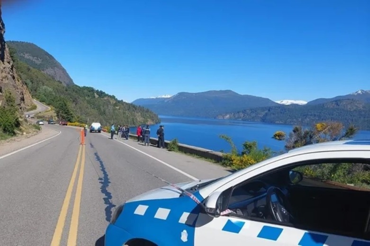 Un hombre murió al perder el control del auto y caer al lago Lacar