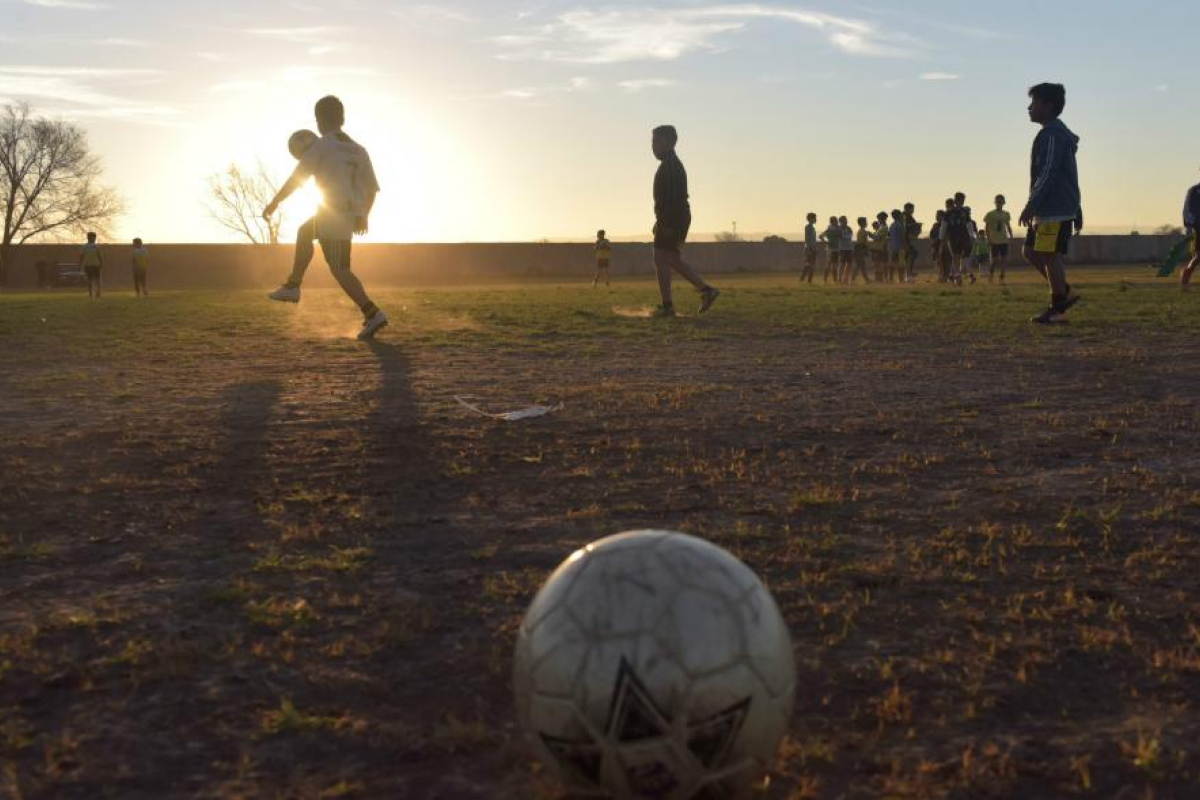 El fútbol como contención a las drogas y las bandas en Cuenca XV