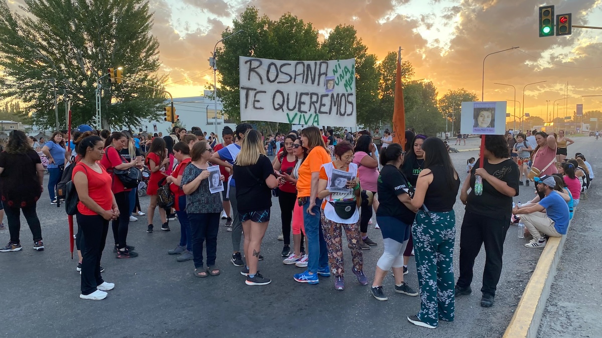 Marcharon para pedir por la aparición con vida de Rosana