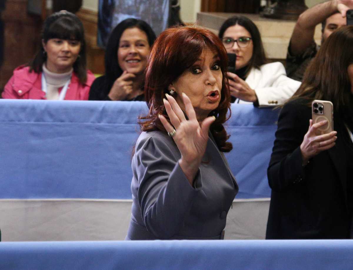 Cristina Kirchner recibe a Victoria Villarruel para ordenar la transición del Senado