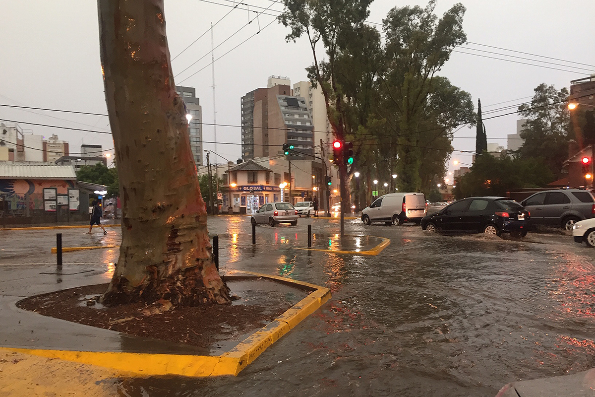 Sigue la lluvia en el Alto Valle: cuáles son las localidades más afectadas