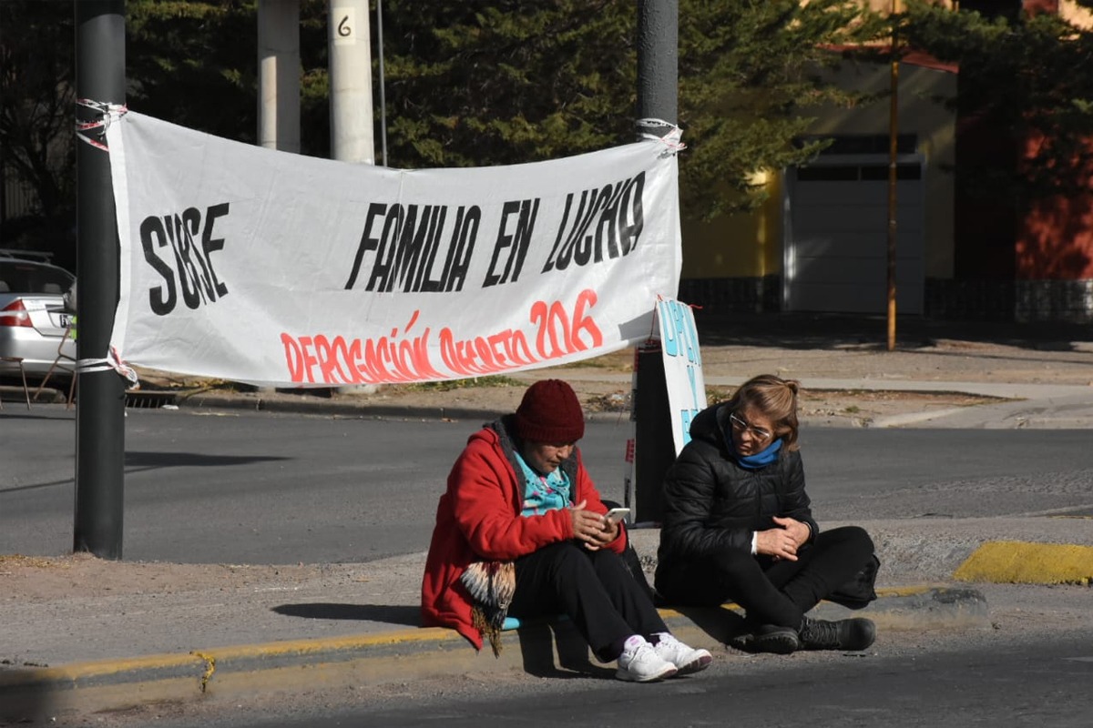 Denuncian abandono en el área de familia de Desarrollo Social