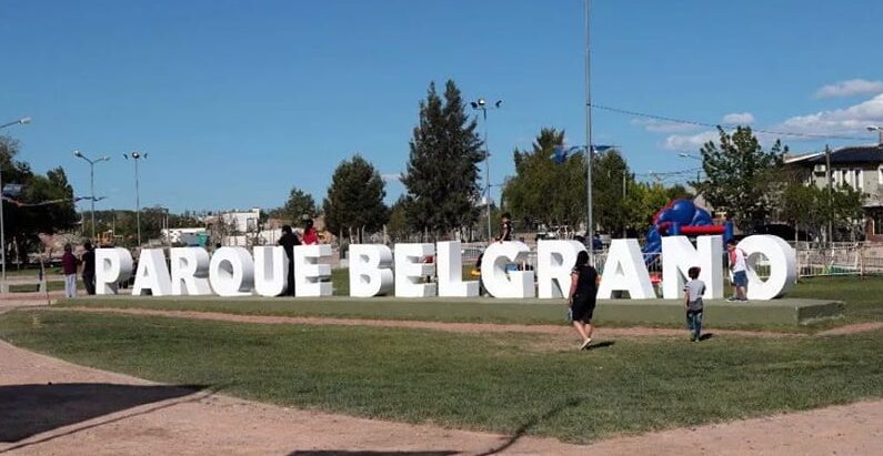 Barrio Belgrano en alerta por un hombre que quema cables