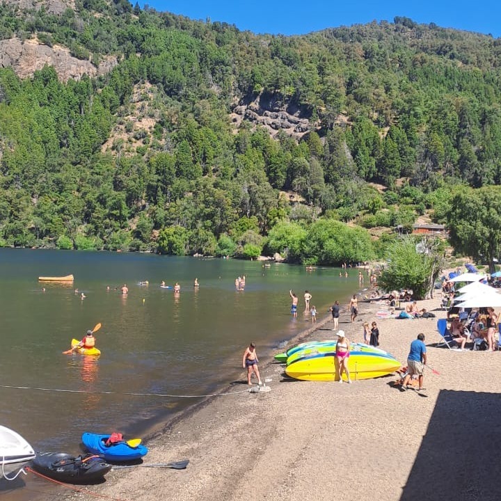 Distinguen una playa neuquina a nivel sudamericano