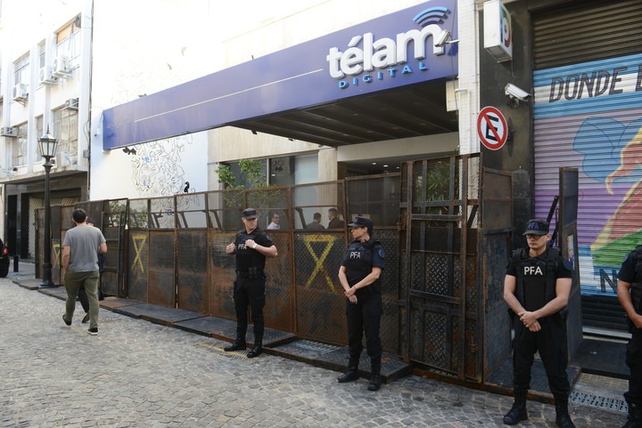 “Ataque a la libertad de expresión”: deshabilitaron la página de Télam