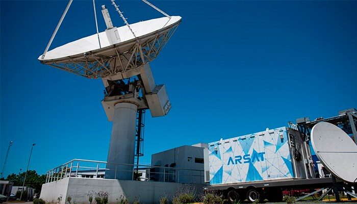 El Gobierno desregula las telecomunicaciones y libera los precios