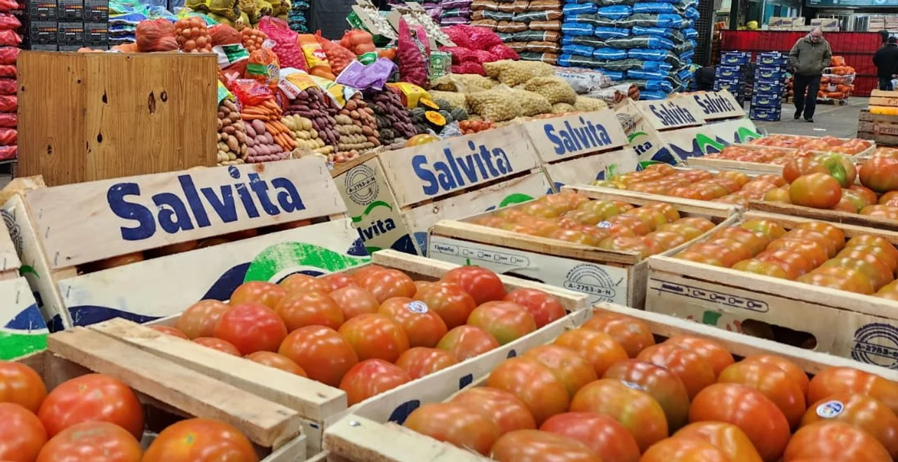 Las heladas dispararon los precios de las verduras y cae su producción