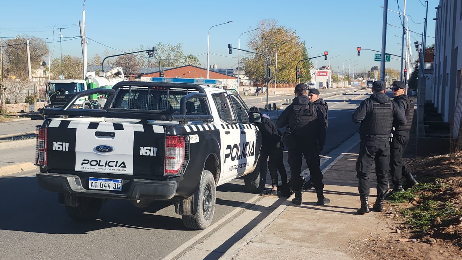 Insólito: intentan robar cables y al moverse los electrodomésticos, fueron detenidos