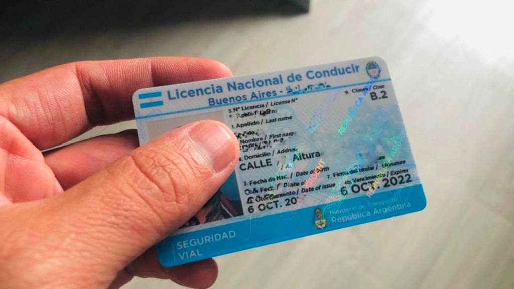 El Gobierno aumentó el precio del trámite para obtener la licencia nacional de conducir