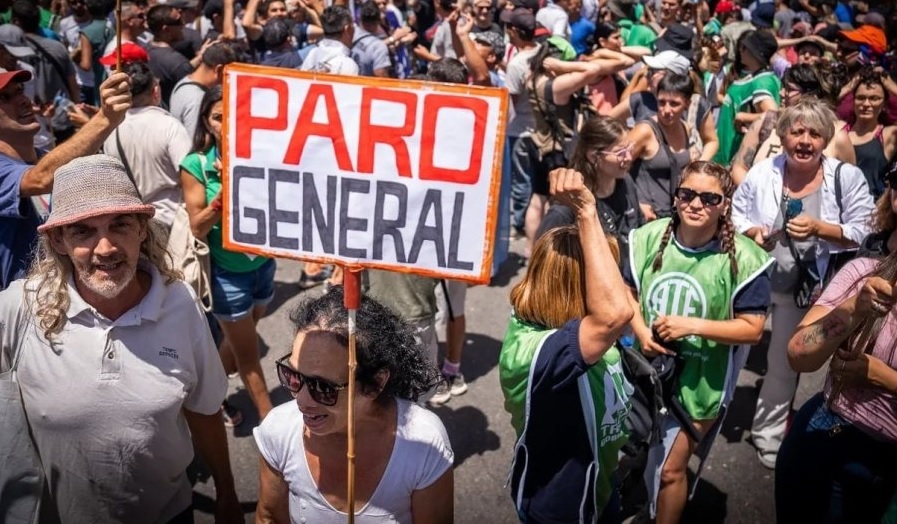 La CGT ratificó el paro general y criticó la media sanción de la Ley Bases