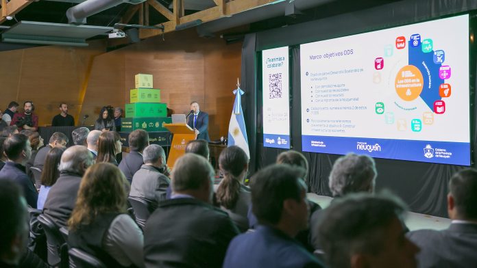 Presentan un registro único para mejorar la transparencia de la obra pública