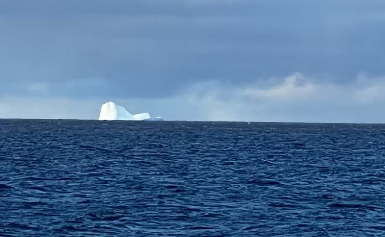 Apareció un iceberg en la costa de Ushuaia y pusieron en alerta a los barcos