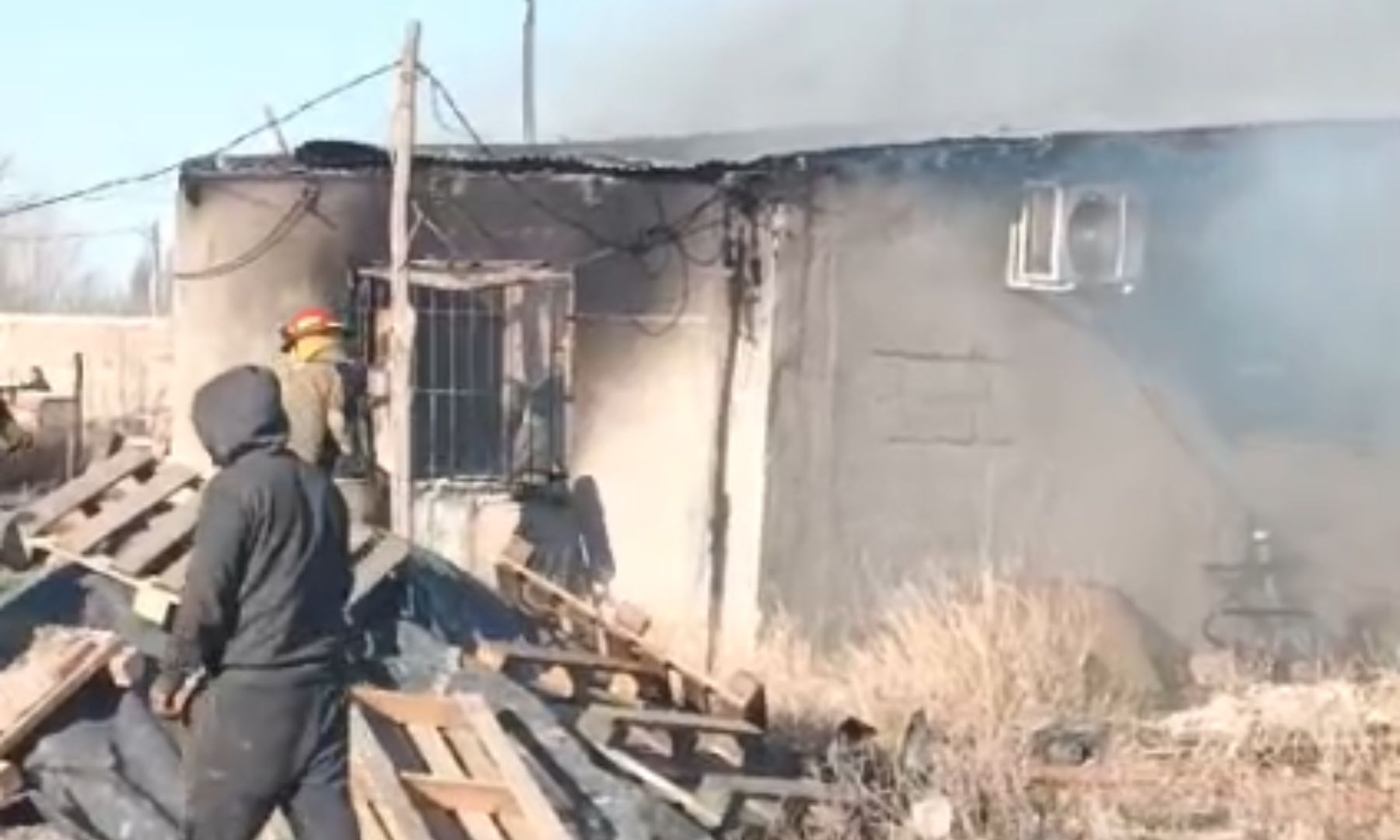 Colonia Nueva Esperanza: incendio con daños totales en vivienda