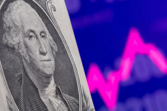 Dólar blue récord: su cotización alcanzó los $1500
