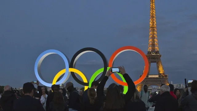 Con el Río Sena y la Torre Eiffel como protagonistas, se llevó a cabo la ceremonia inaugural de los Juegos Olímpicos París 2024