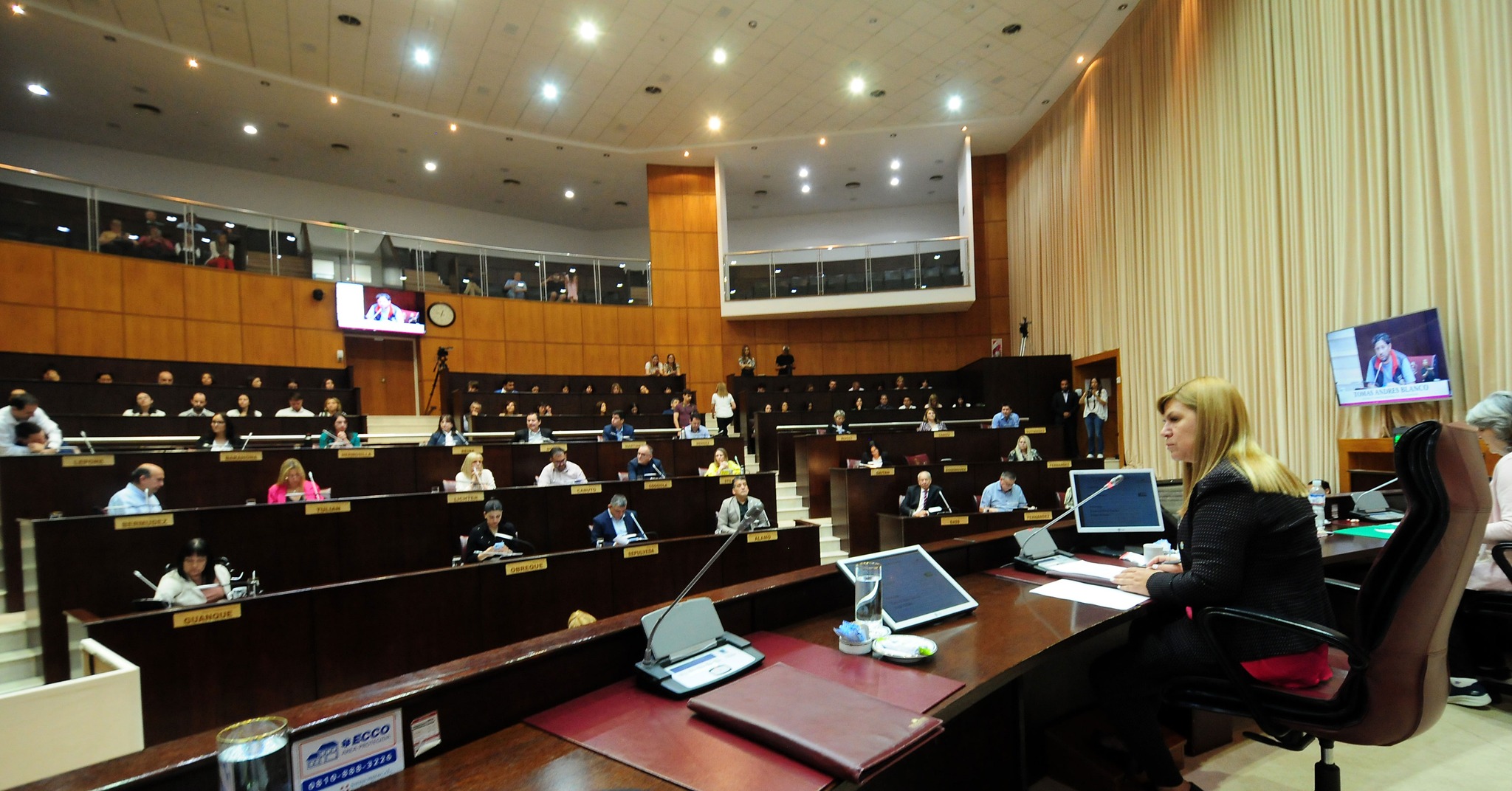 Presentismo en la Legislatura: proponen descuentos a los diputados que falten