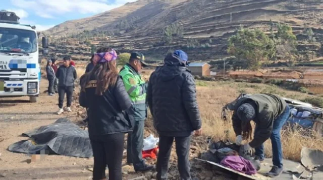 Desbarrancó un micro que trasladaba una orquesta folklórica en Perú: nueve personas murieron