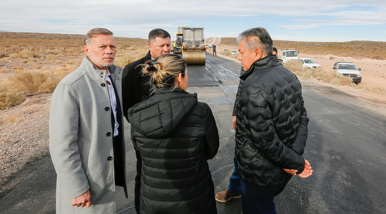 Ruta Provincial Nº 5: el gobernador supervisó el avance de la repavimentación