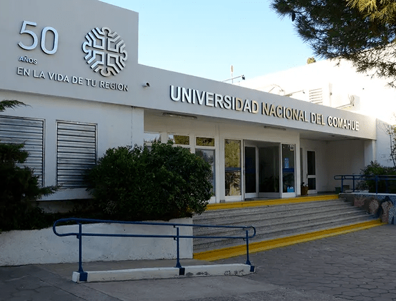 Docentes y no docentes universitarios inician paro de 48 horas