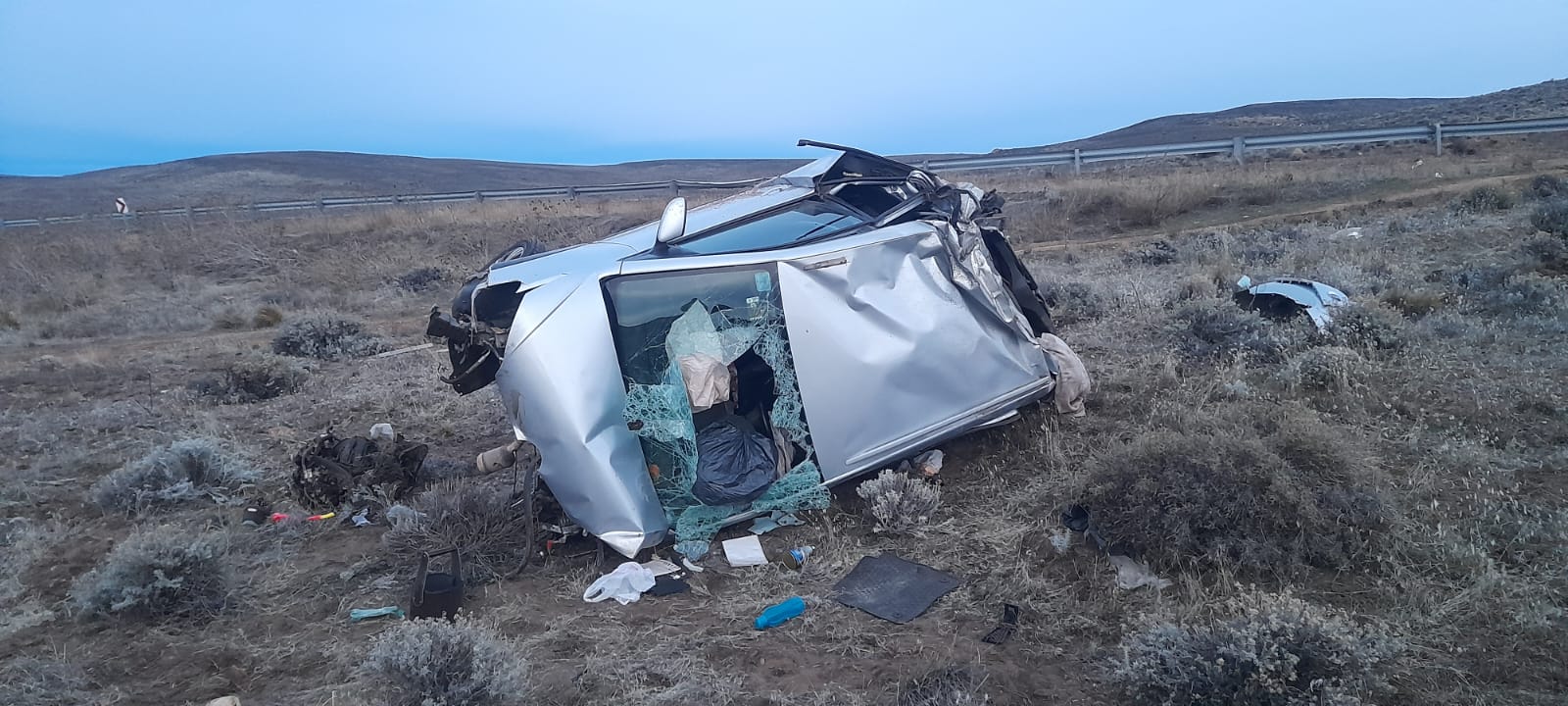 Impactante vuelco en Ruta 237 a la altura de Piedra del Águila