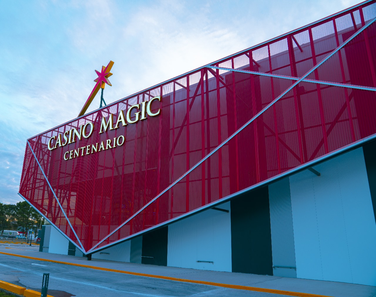 Casino Magic Centenario festeja la llegada de la primavera con premios y música en vivo