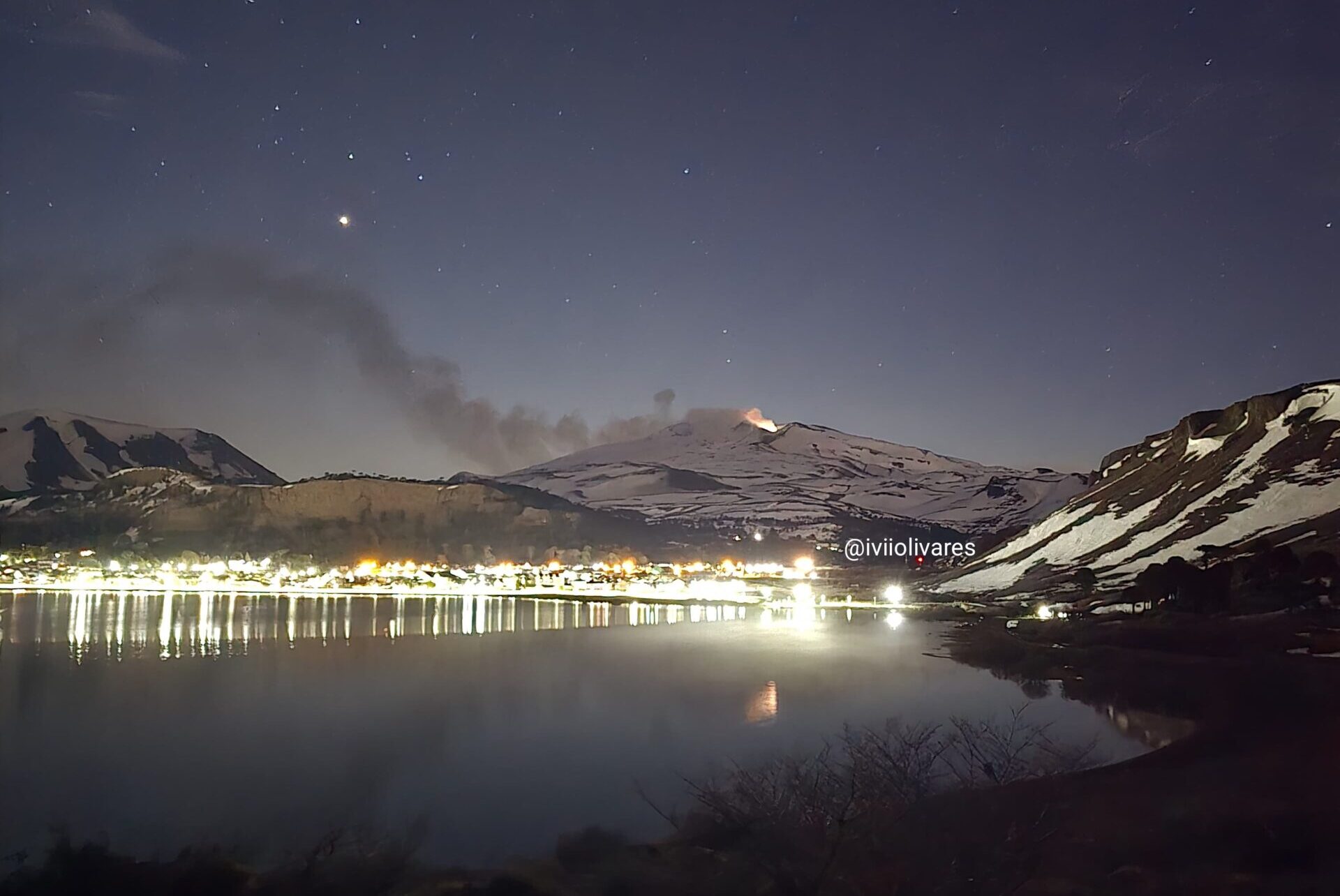 El volcán Copahue se mantiene en alerta verde por actividad